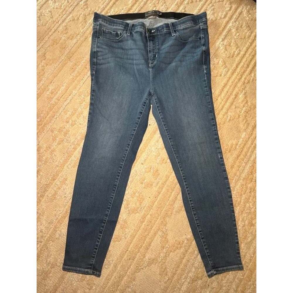 Torrid Sky High Skinny Jean 18R